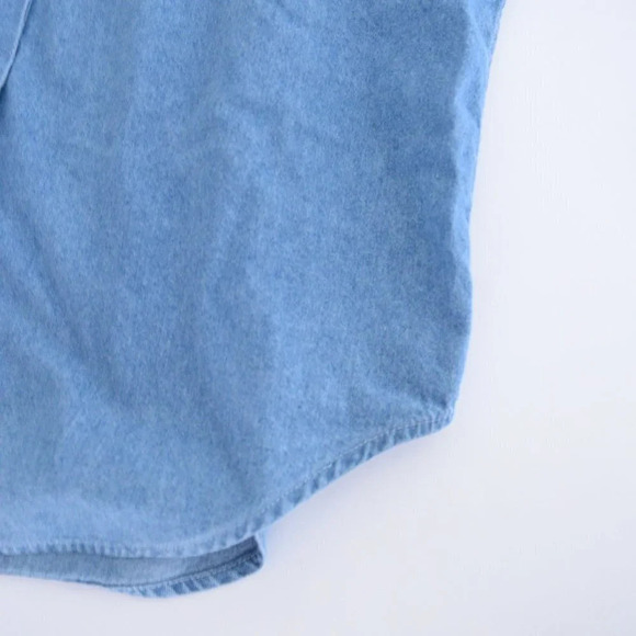 Vintage 1991 Planet  Hollywood Niagara Falls 91' Blue Denim Button Up Shirt - Picture 6 of 12